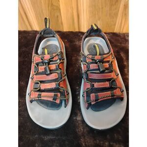 Hi-Tech open toe water shoe sandal size 8